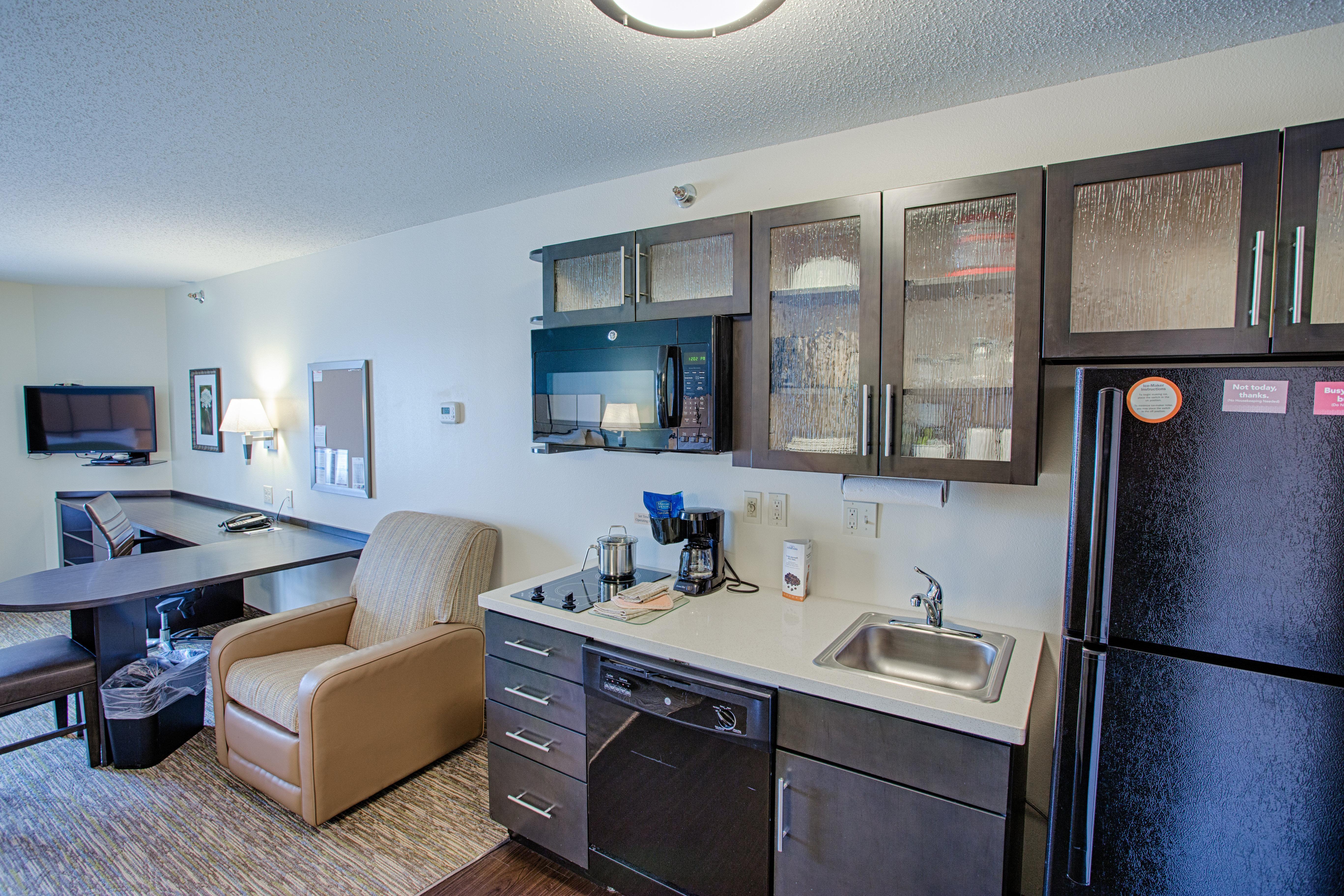 Candlewood Suites Fargo-North Dakota State University By Ihg Bagian luar foto