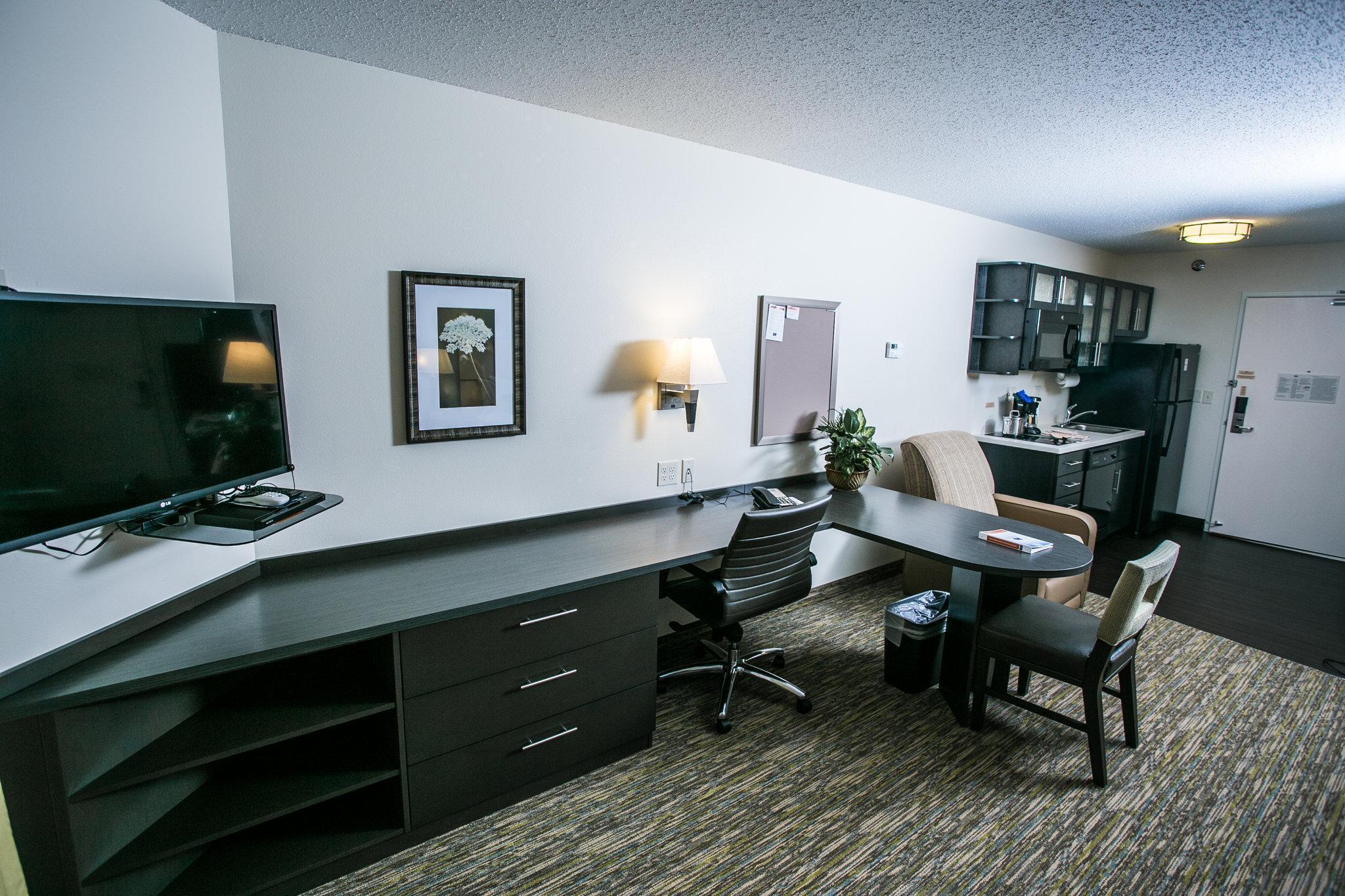 Candlewood Suites Fargo-North Dakota State University By Ihg Bagian luar foto